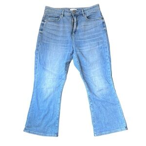 Loft Blue Denim Curvy High Waist Kick Crop Size 30/10